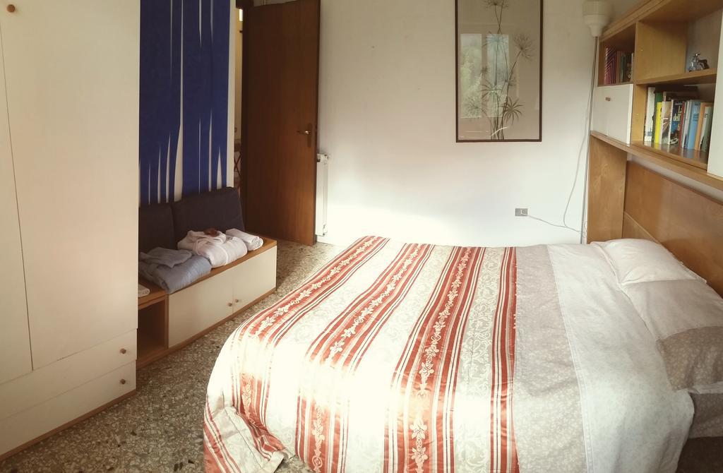 Global House Bed & Breakfast Rom